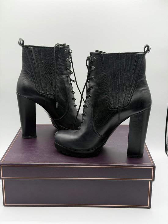 Vince Camuto Shoes - Vince Camuto Signature Women's Black Lace-Up High Heel Ankle Boots Size 8M